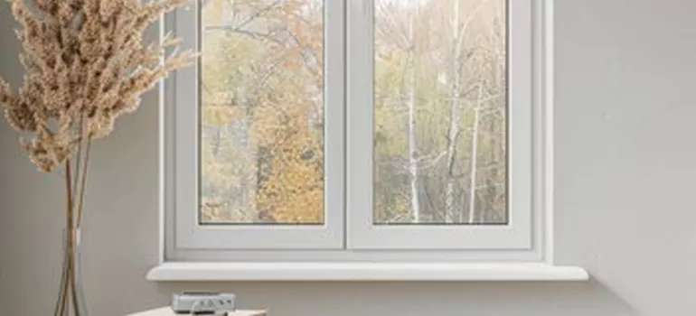 Vinyl Window Stool in Ensley, FL